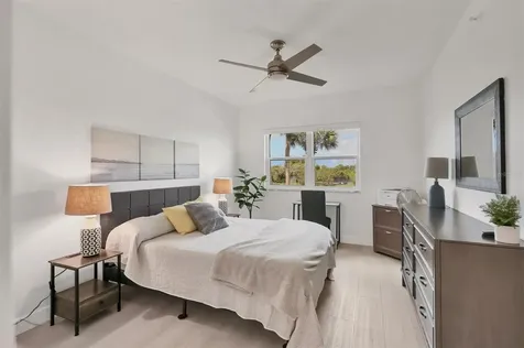 5408 Eagles Point Circle Sarasota FL 34231