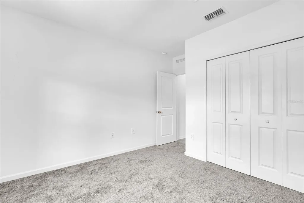 1021 Waterfall Boulevard Davenport FL 33837
