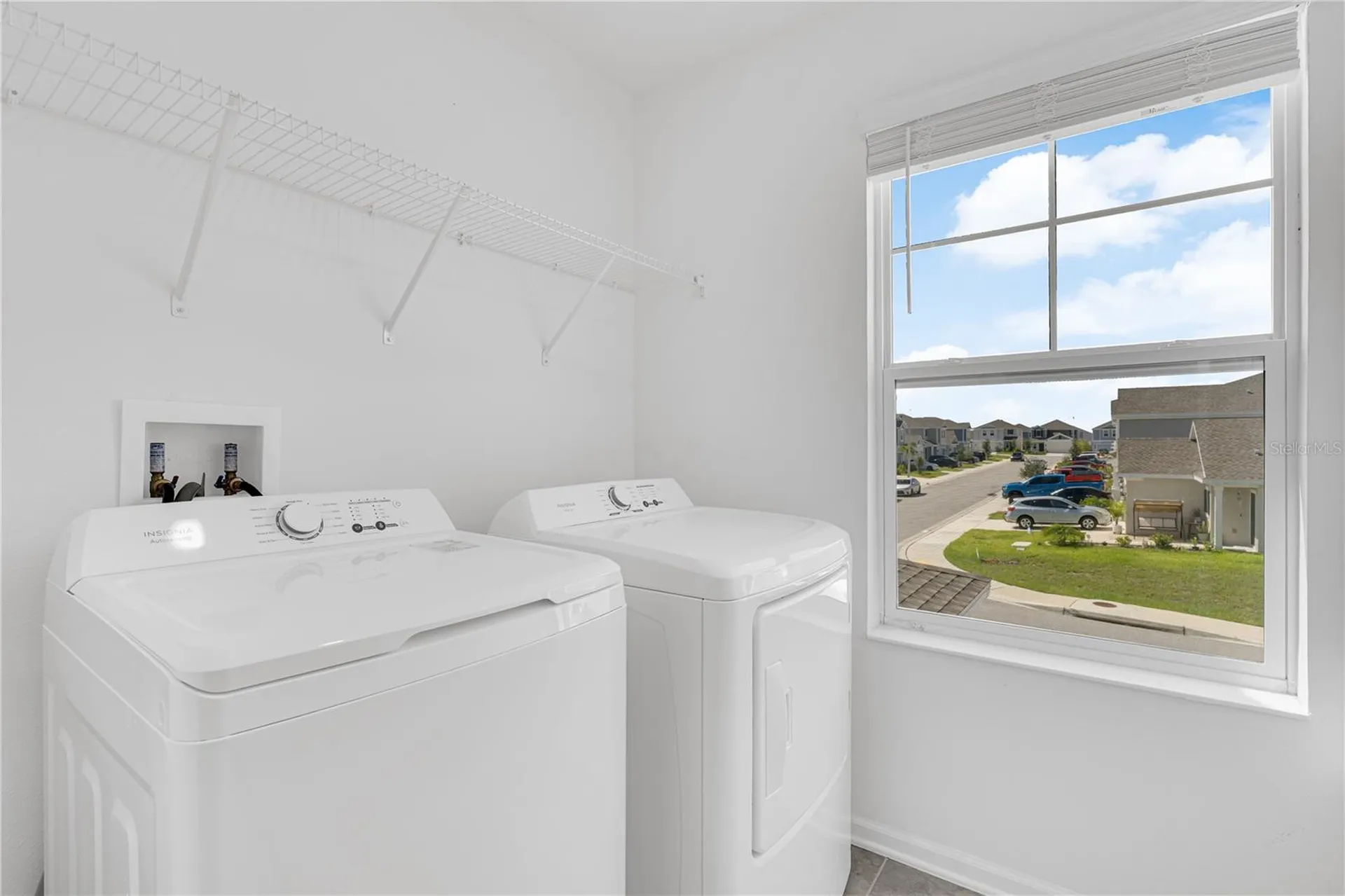 1021 Waterfall Boulevard Davenport FL 33837