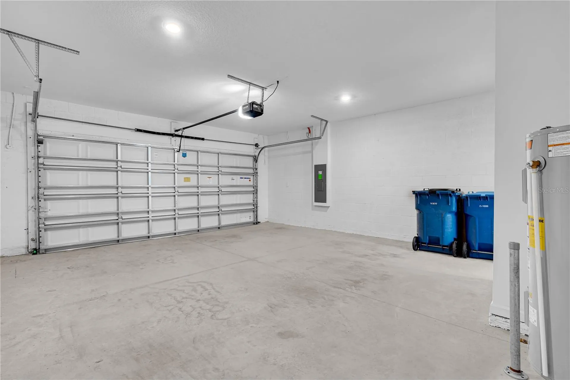 1021 Waterfall Boulevard Davenport FL 33837