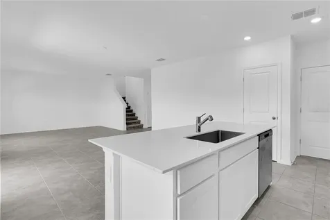 1021 Waterfall Boulevard Davenport FL 33837