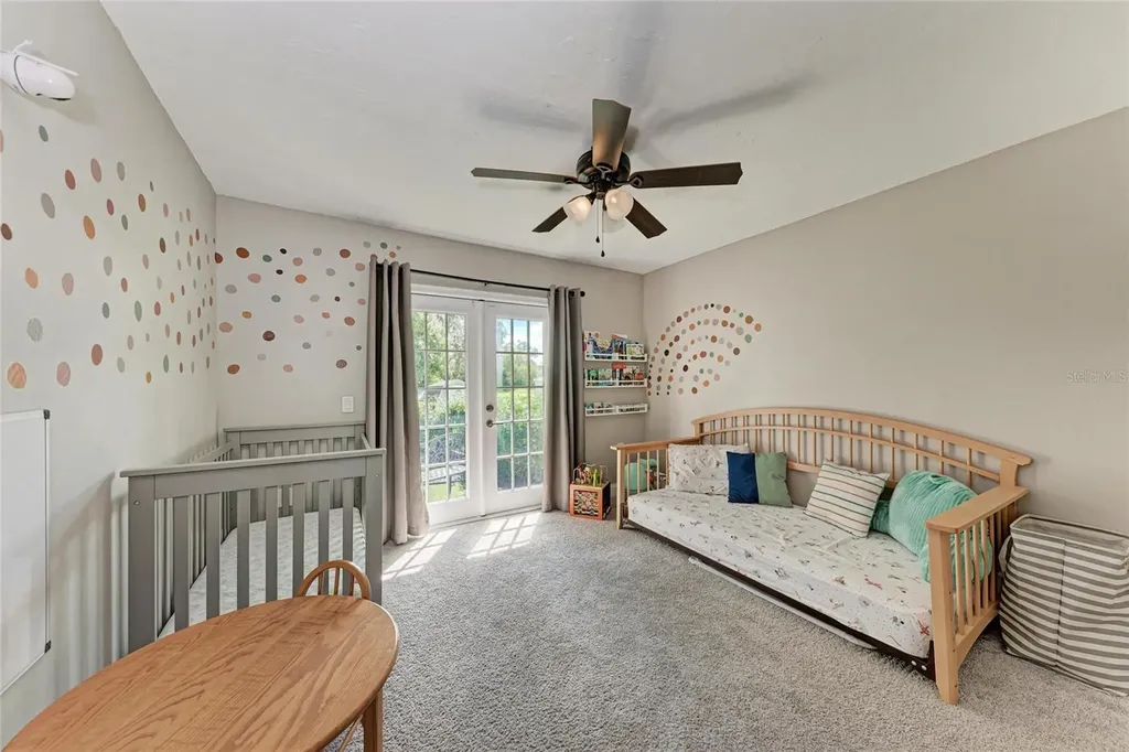 1821 Racimo Drive Sarasota FL 34240
