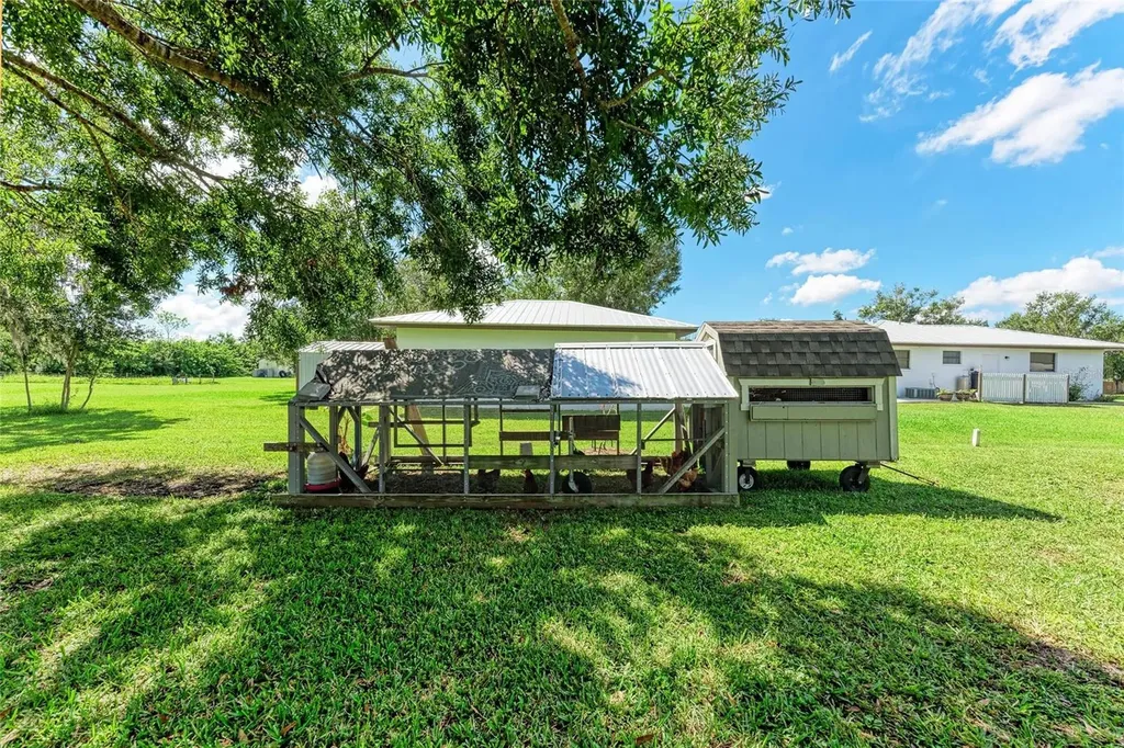 1821 Racimo Drive Sarasota FL 34240