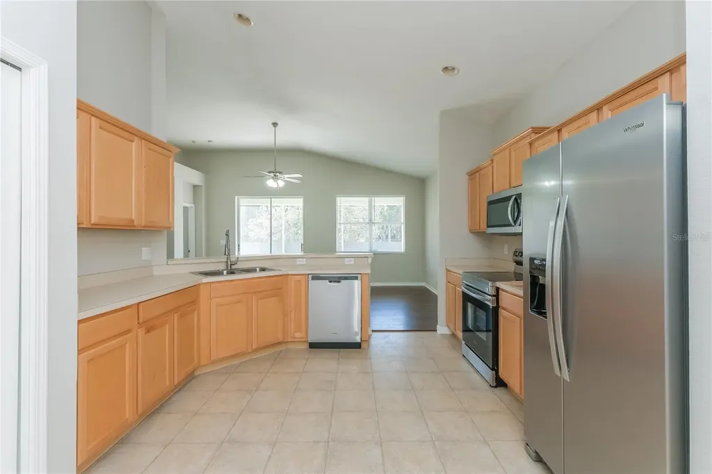 8634 Sandy Plains Drive Riverview FL 33578