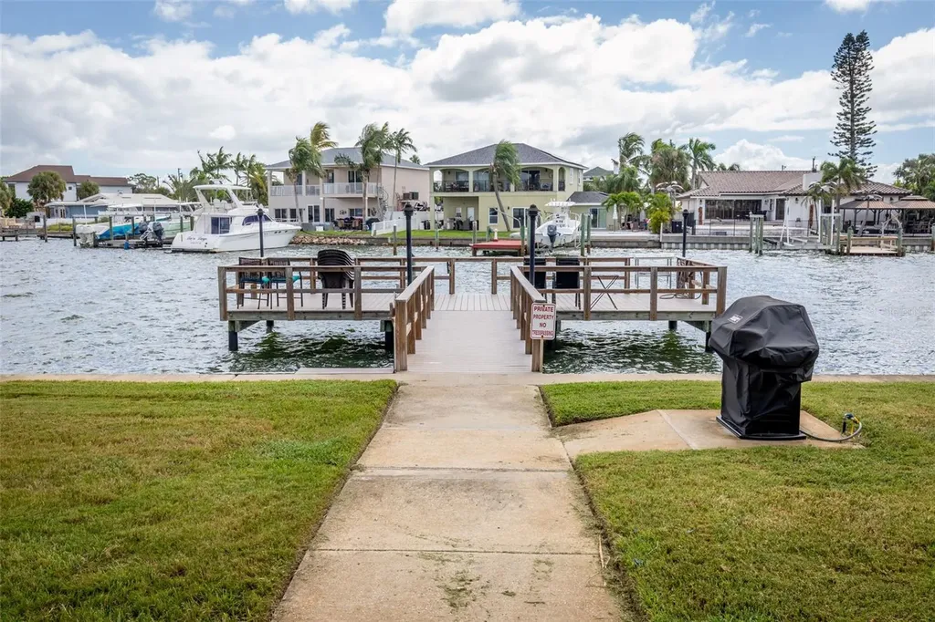 1893 Shore Drive S South Pasadena FL 33707