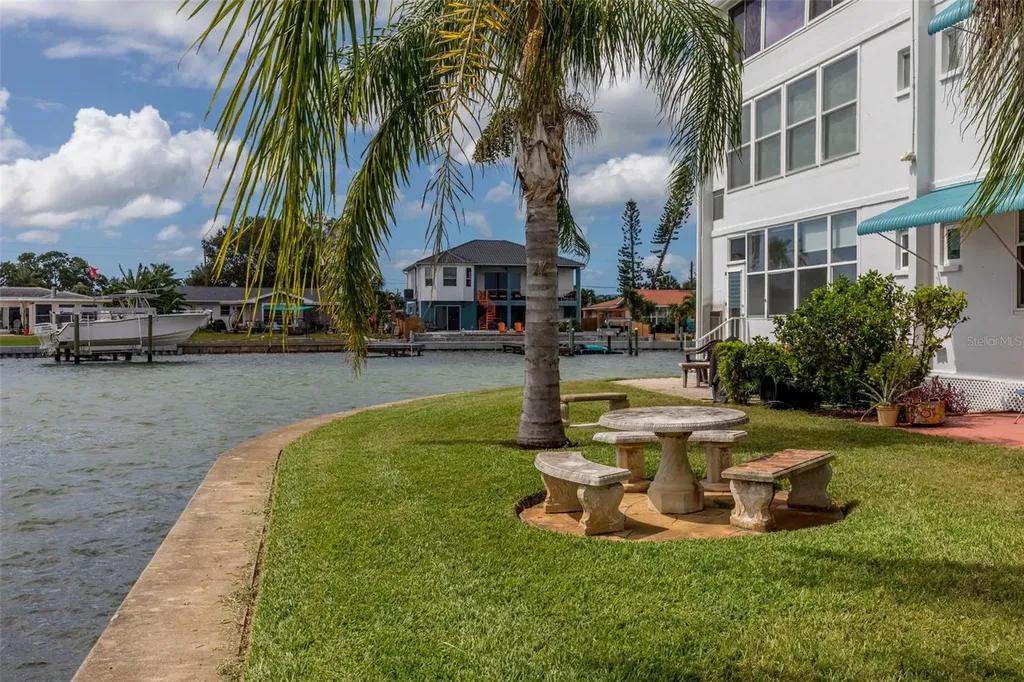 1893 Shore Drive S South Pasadena FL 33707