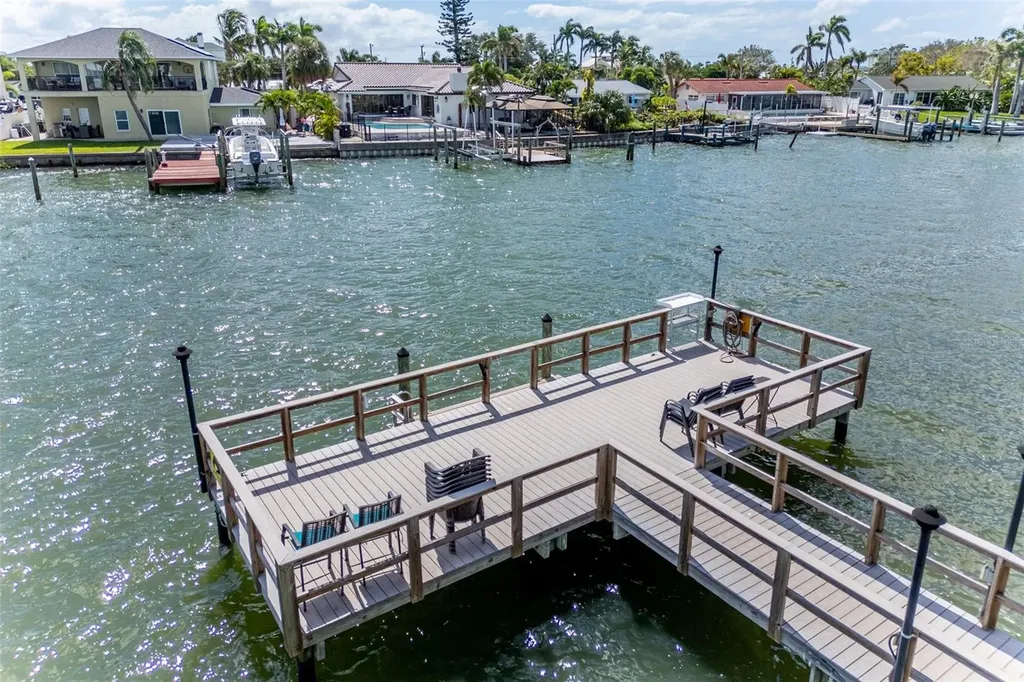 1893 Shore Drive S South Pasadena FL 33707