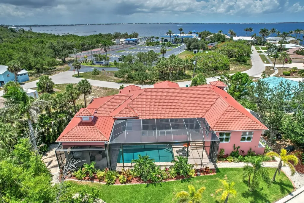 4409 Crews Court Port Charlotte FL 33952