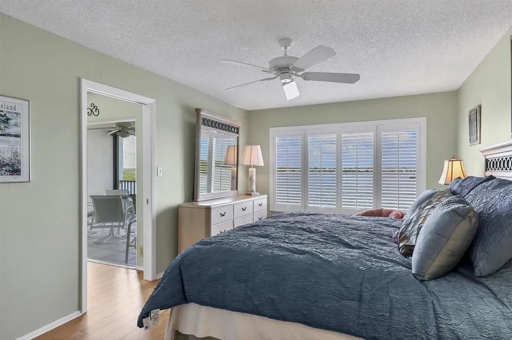 9011 Midnight Pass Road Sarasota FL 34242