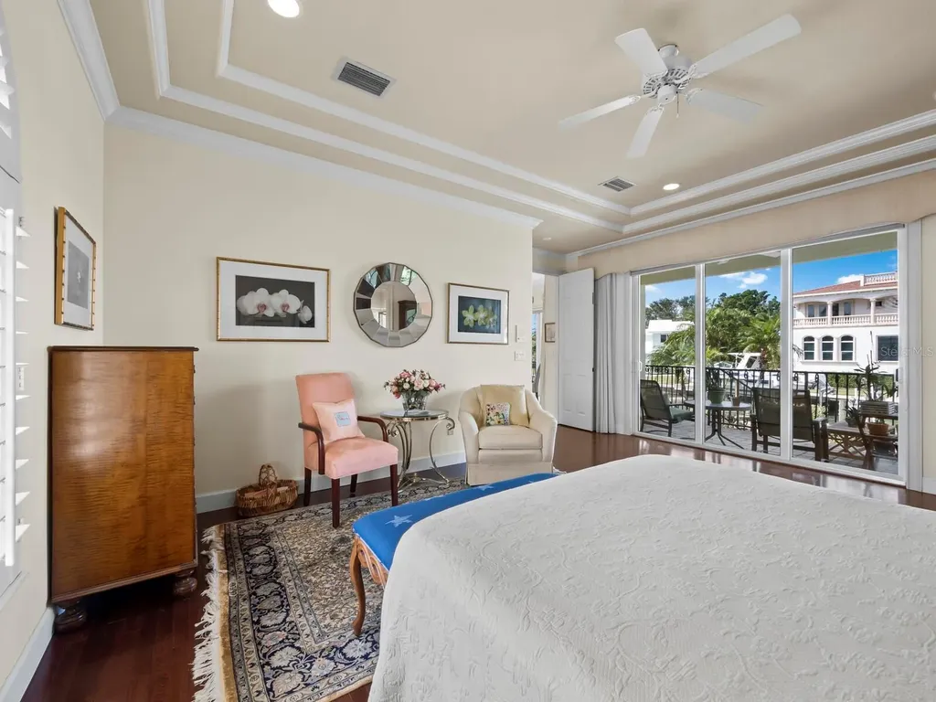 573 Spinnaker Lane Longboat Key FL 34228