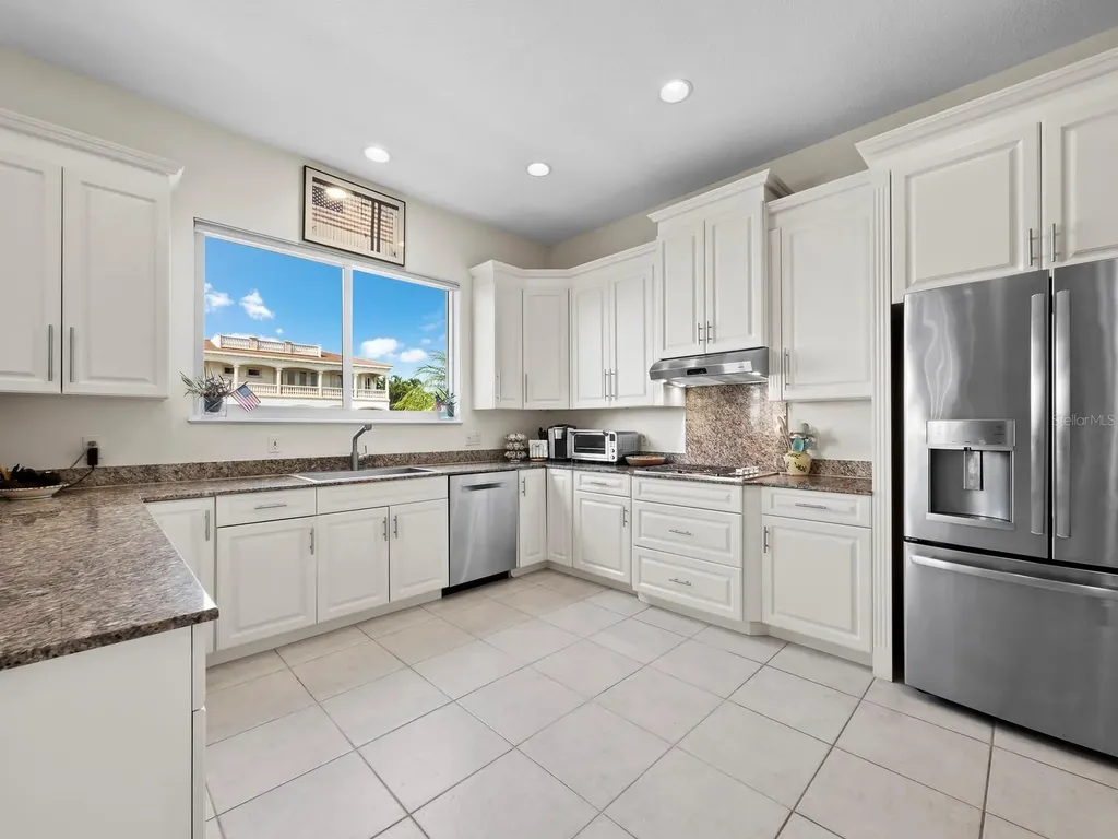 573 Spinnaker Lane Longboat Key FL 34228
