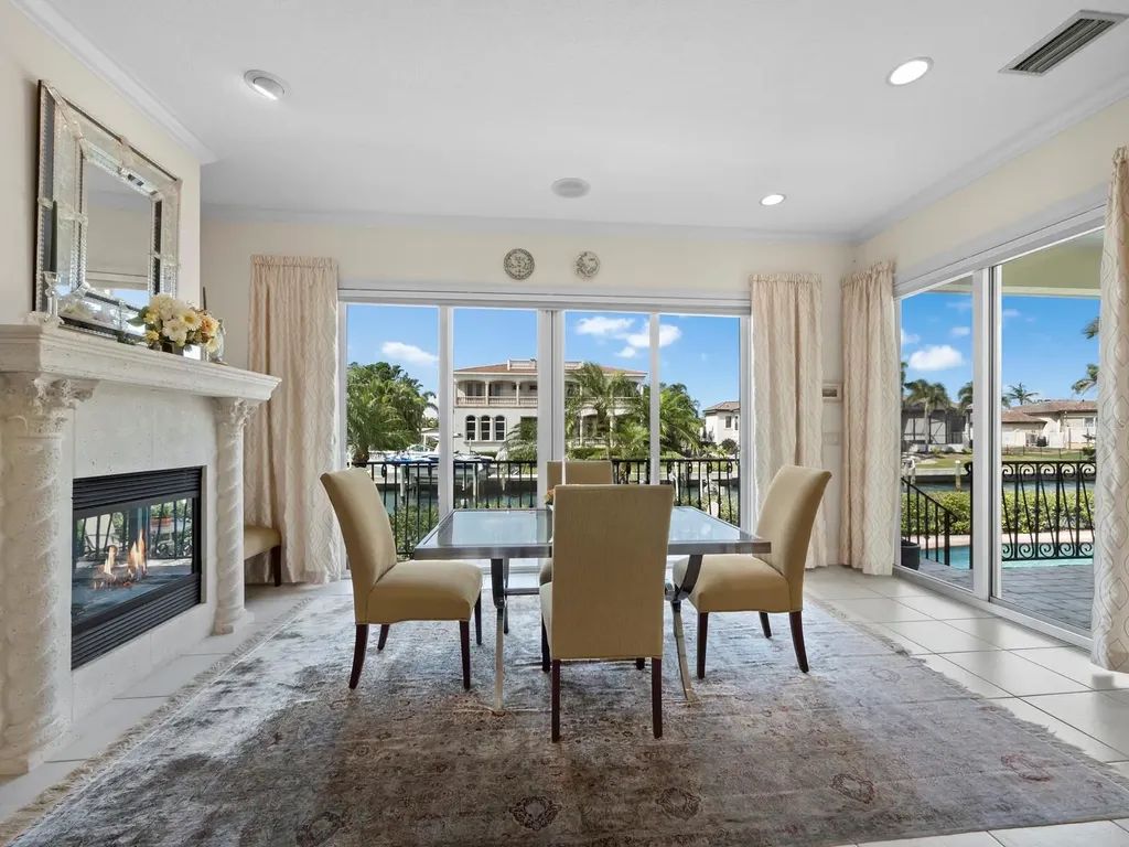 573 Spinnaker Lane Longboat Key FL 34228