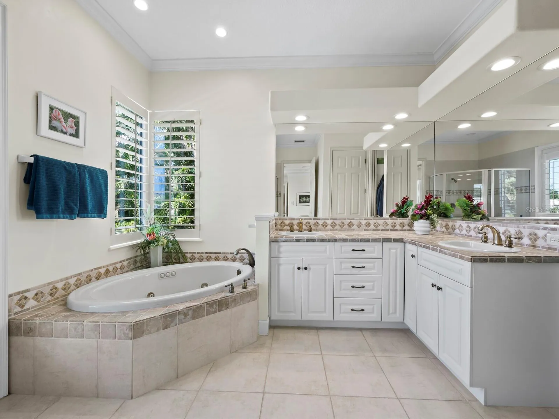 573 Spinnaker Lane Longboat Key FL 34228