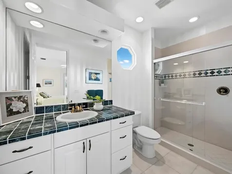 573 Spinnaker Lane Longboat Key FL 34228
