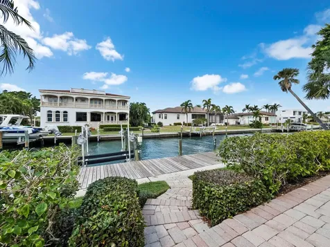 573 Spinnaker Lane Longboat Key FL 34228