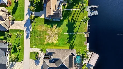 126 SW 50th Street Cape Coral FL 33914