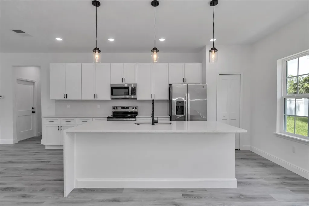 2433 W Andromedae Drive Citrus Springs FL 34433