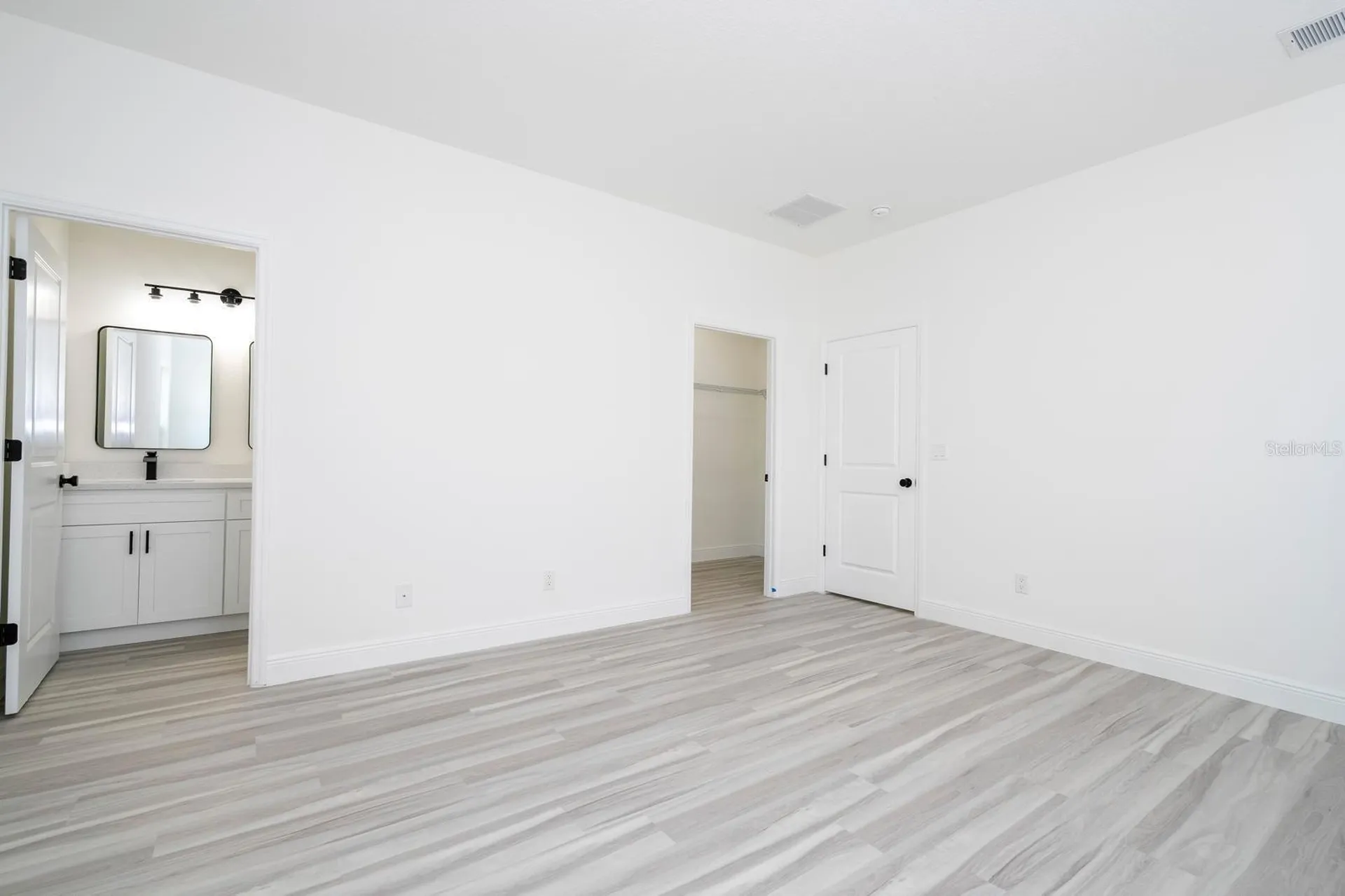 2433 W Andromedae Drive Citrus Springs FL 34433