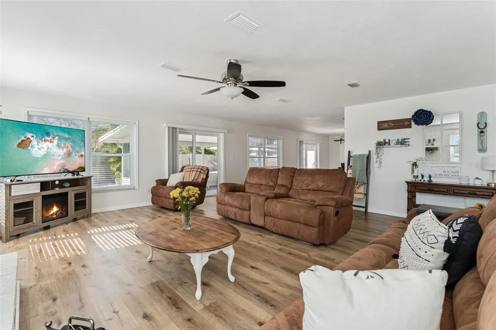 1051 Eva Street Deltona FL 32725