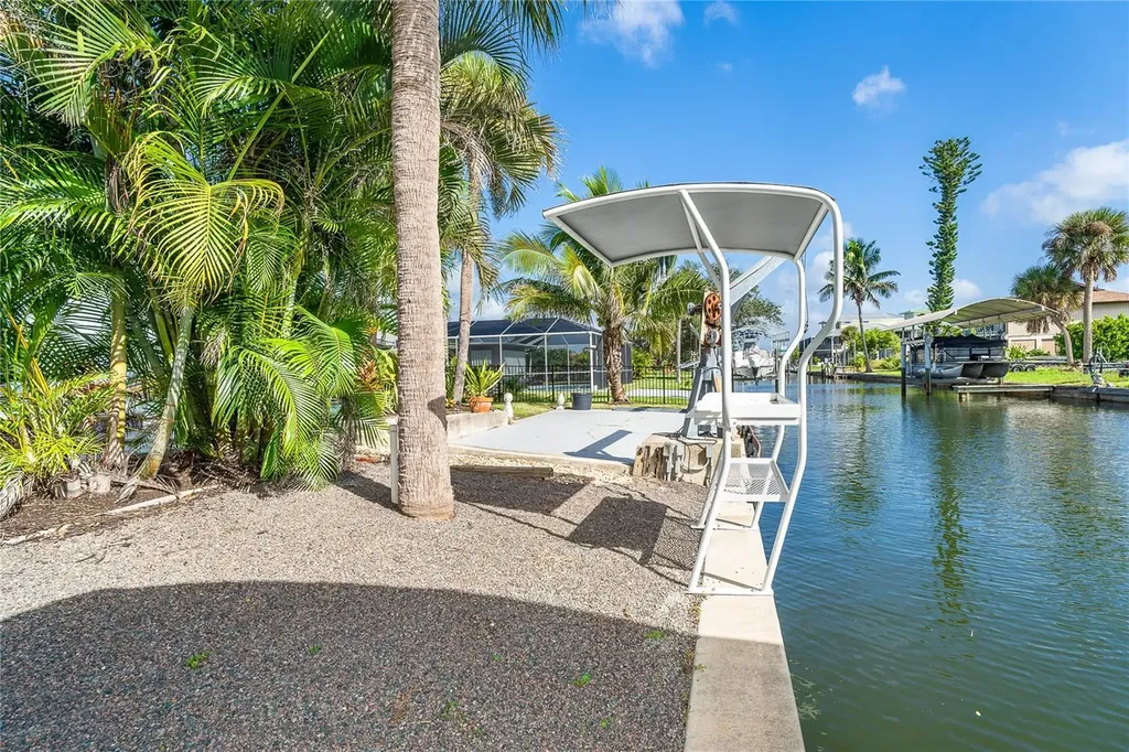 10467 Marion Street Englewood FL 34224