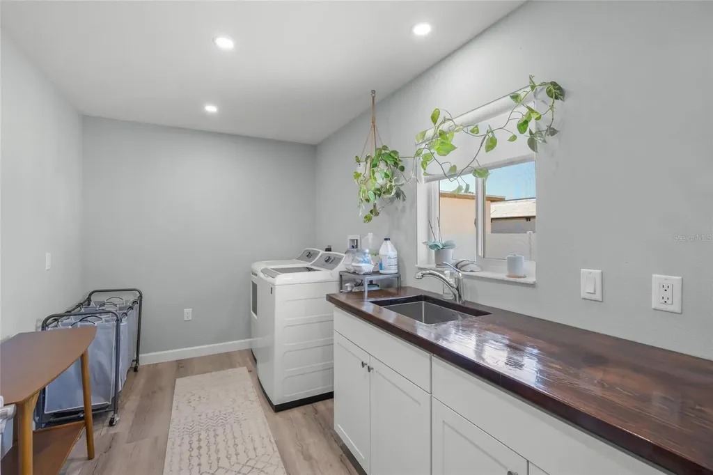 744 Guild Drive Venice FL 34285