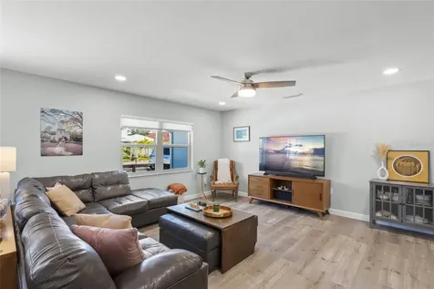 744 Guild Drive Venice FL 34285
