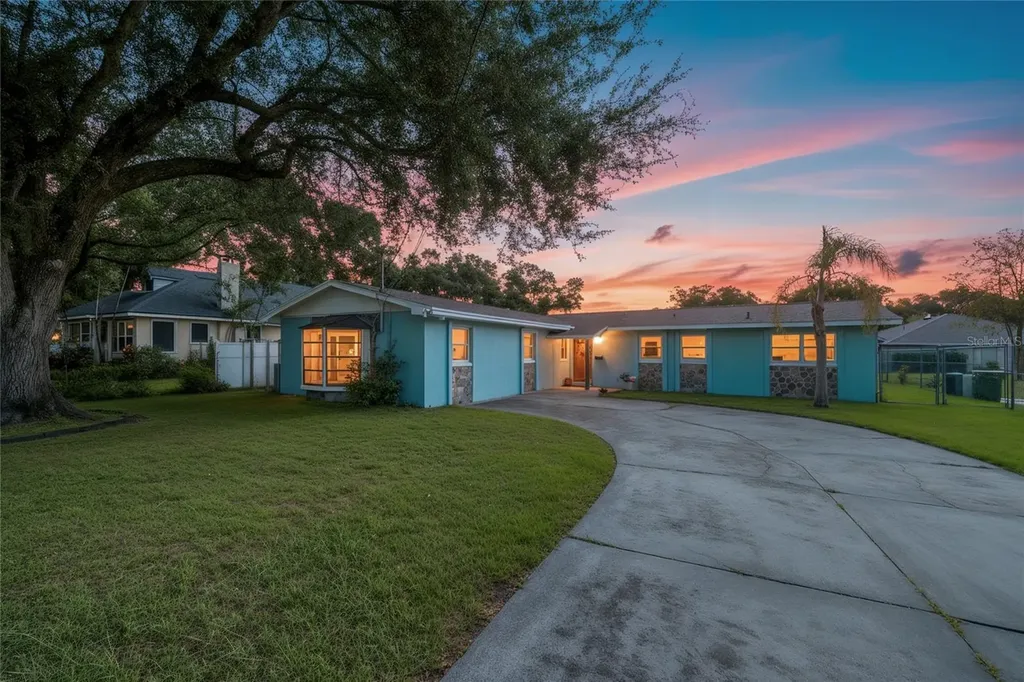 6421 Stockbridge Avenue Belle Isle FL 32809