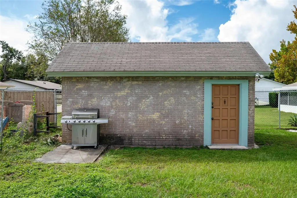 6421 Stockbridge Avenue Belle Isle FL 32809