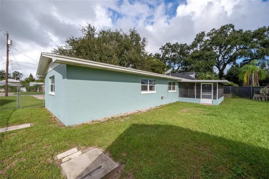 6421 Stockbridge Avenue Belle Isle FL 32809