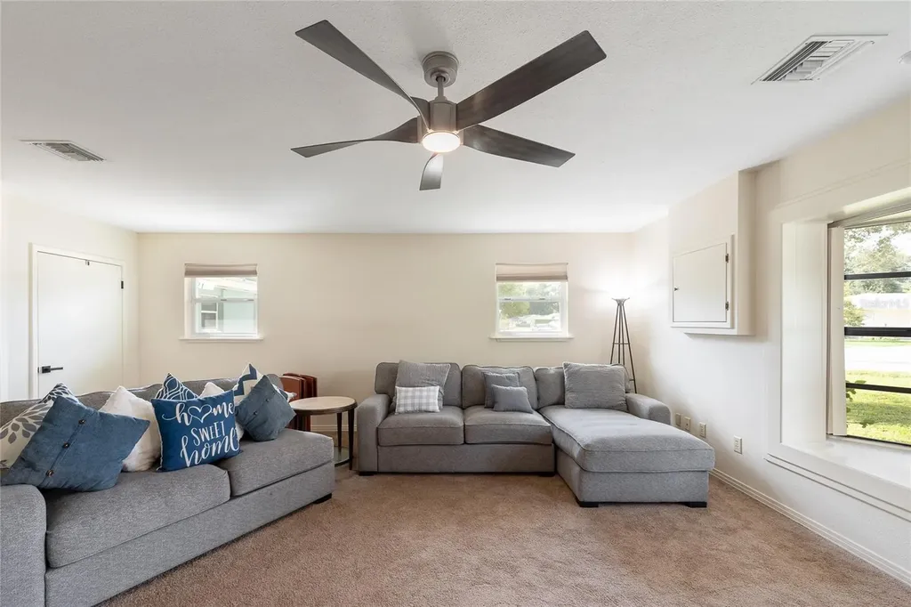 6421 Stockbridge Avenue Belle Isle FL 32809