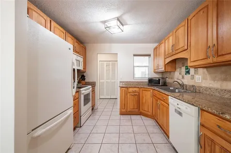 6421 Stockbridge Avenue Belle Isle FL 32809