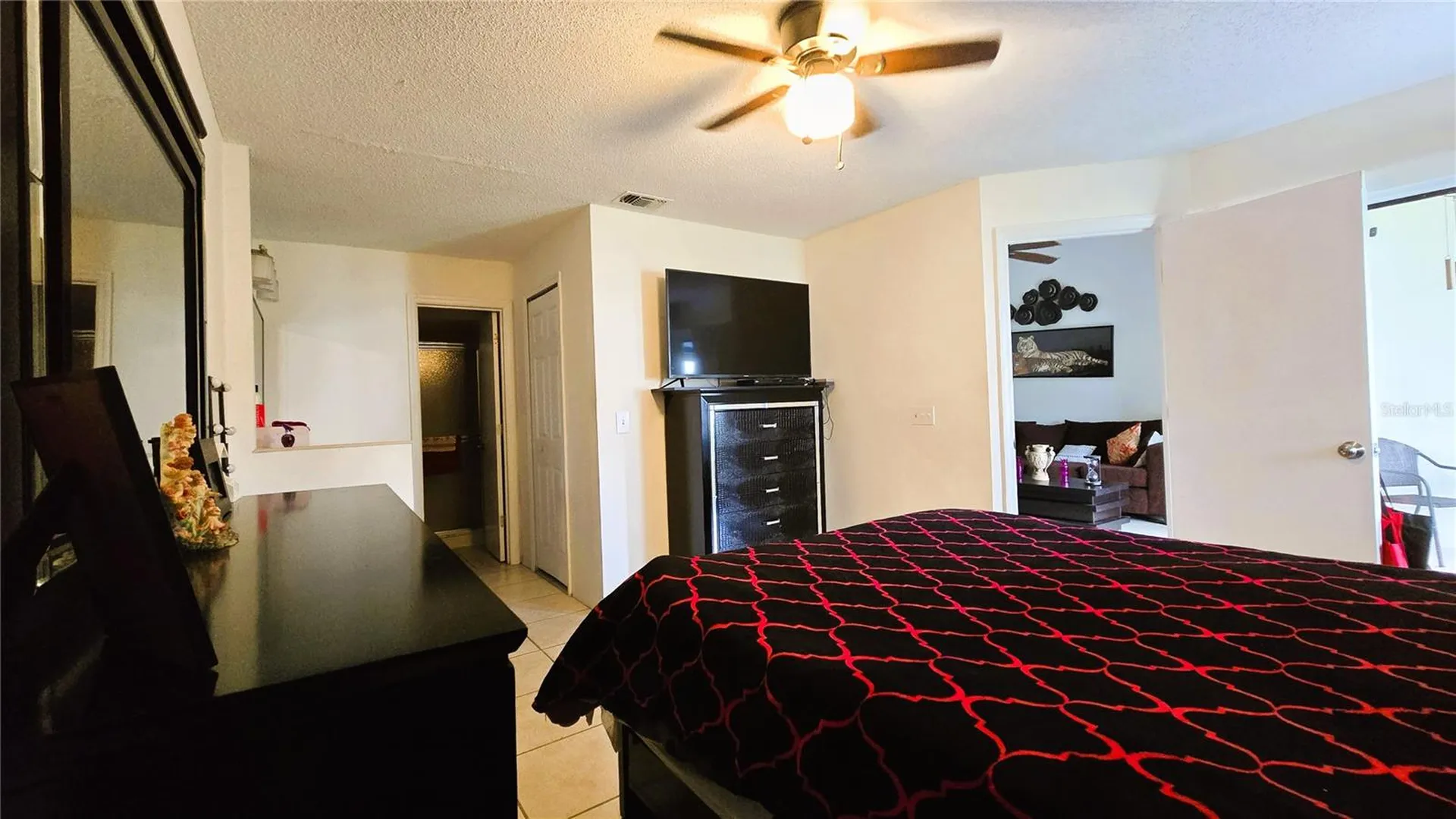 149 Lakepointe Circle Kissimmee FL 34743