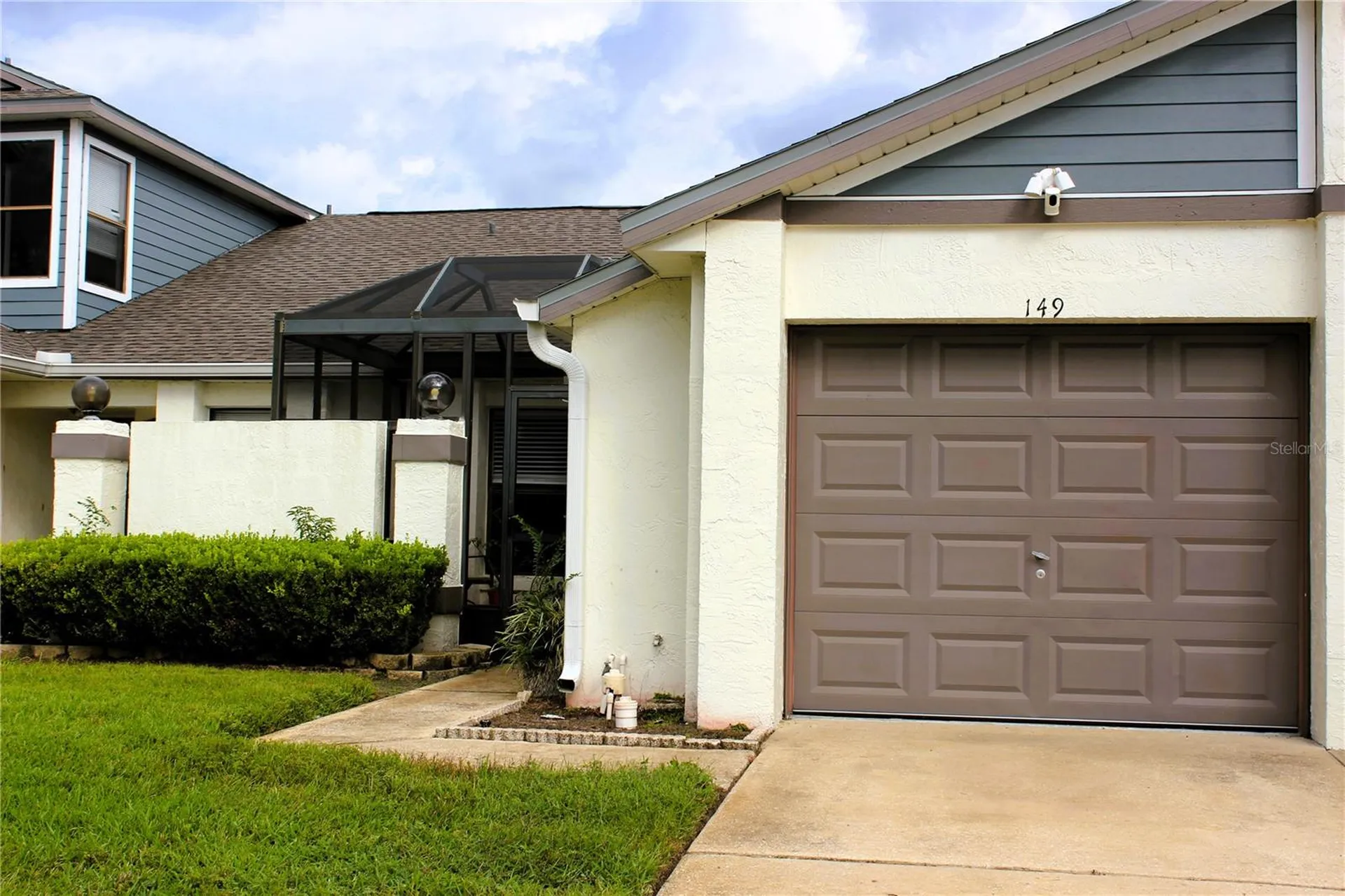 149 Lakepointe Circle Kissimmee FL 34743