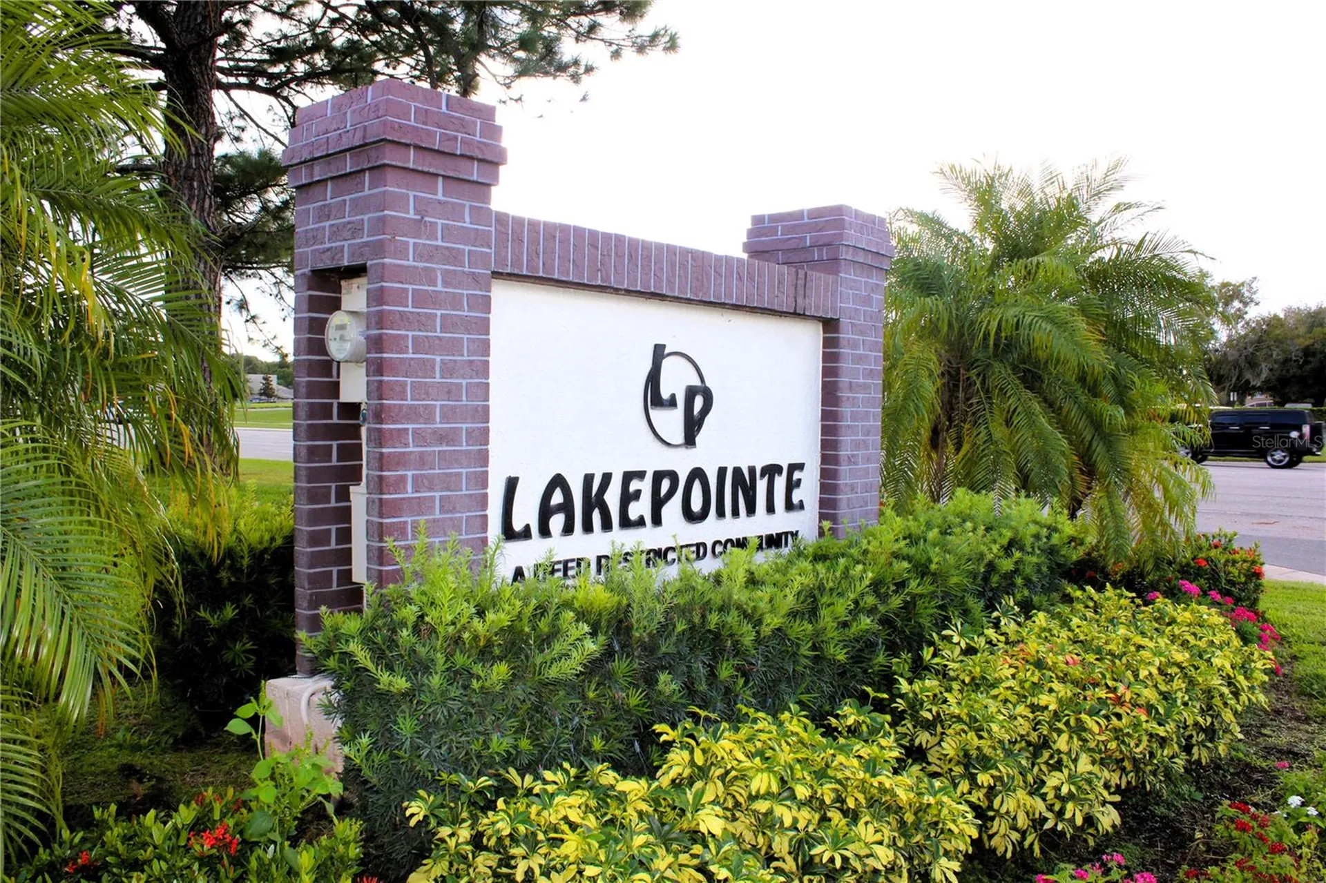 149 Lakepointe Circle Kissimmee FL 34743