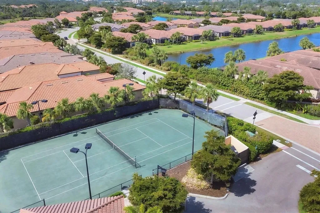 8248 Varenna Drive Sarasota FL 34231