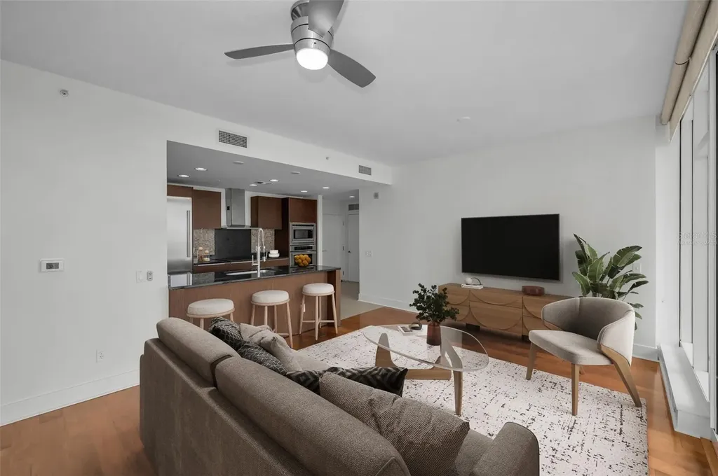 175 1st Street S St Petersburg FL 33701