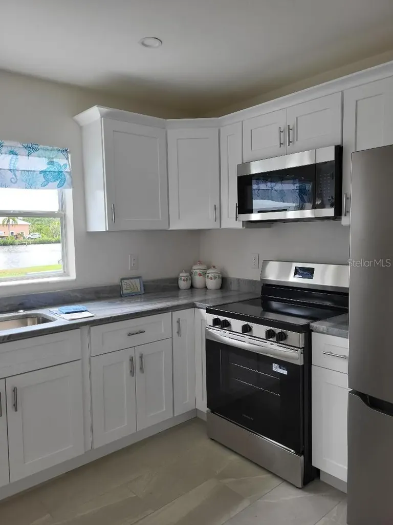 828 Blue Heron Boulevard Ruskin FL 33570