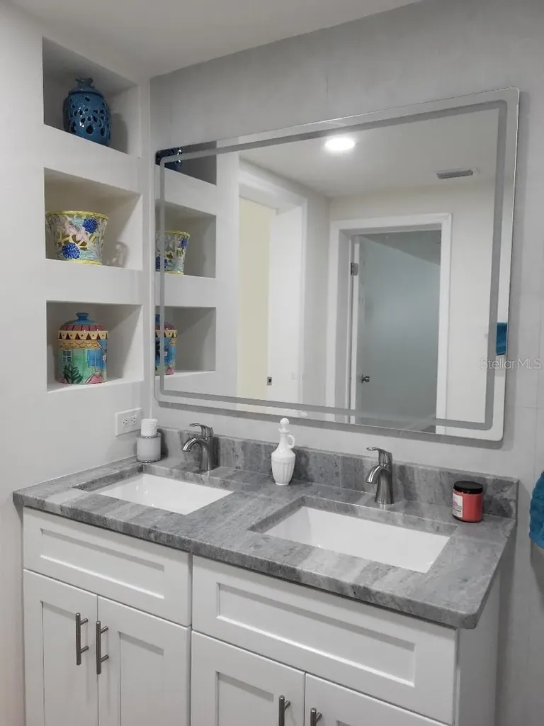 828 Blue Heron Boulevard Ruskin FL 33570