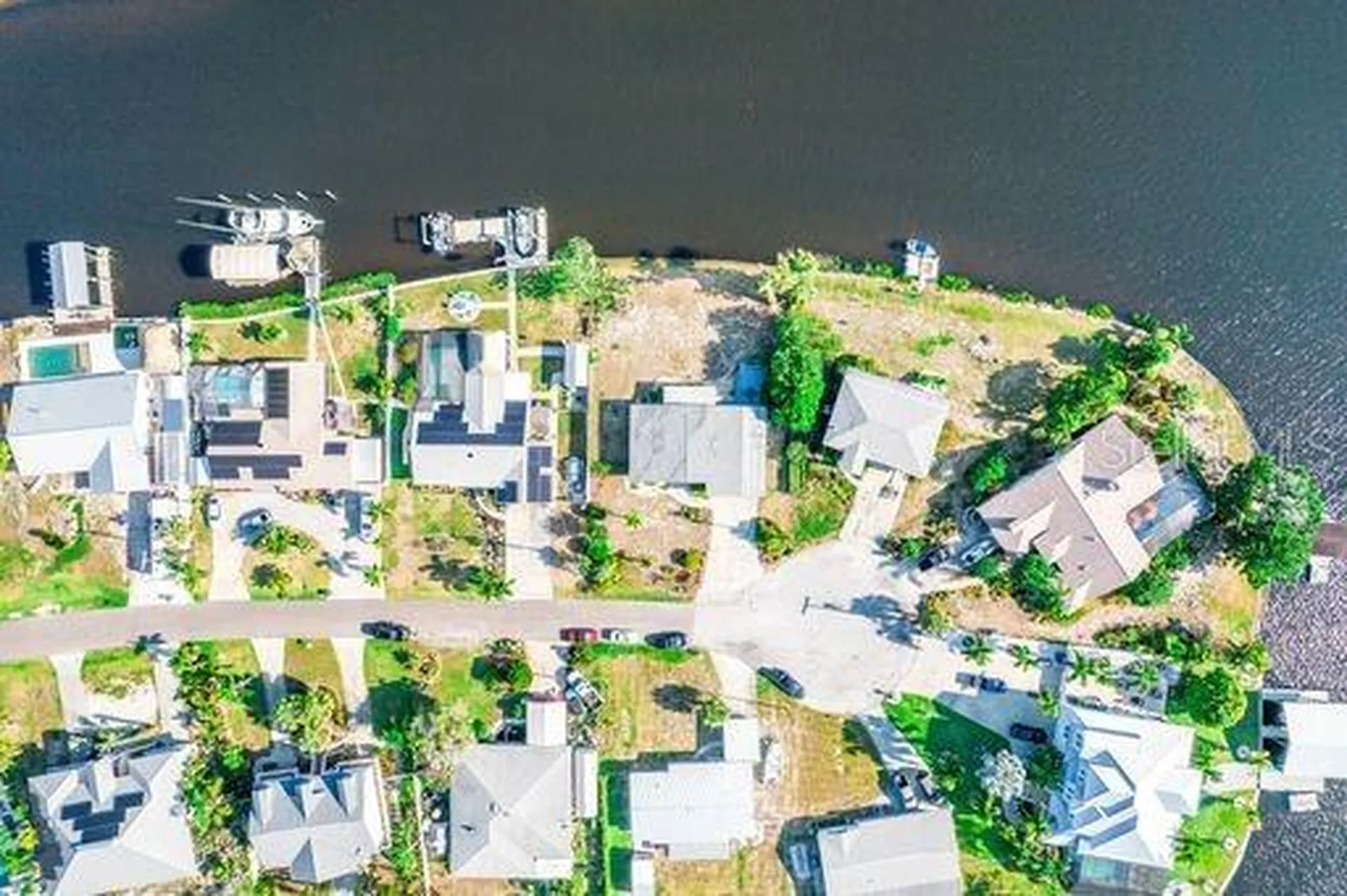 828 Blue Heron Boulevard Ruskin FL 33570