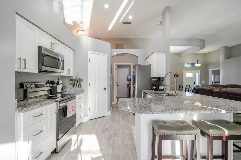 1001 English Bluffs Court Brandon FL 33511