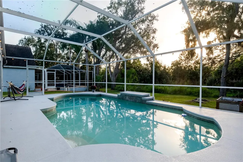 1001 English Bluffs Court Brandon FL 33511
