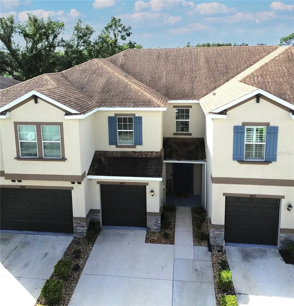 6642 Rocky Park Street Tampa FL 33625