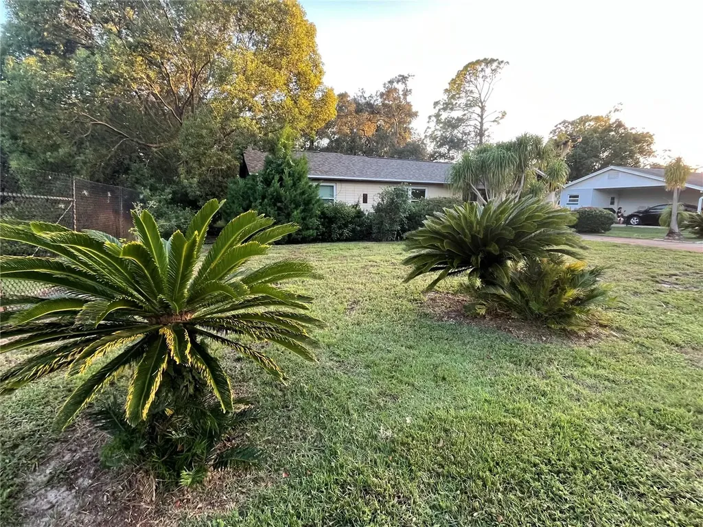 309 Riviera Drive Debary FL 32713
