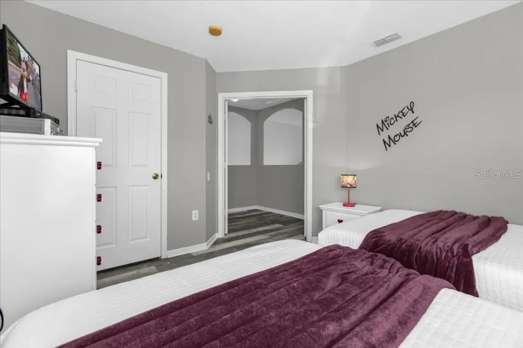 8017 King Palm Circle Kissimmee FL 34747