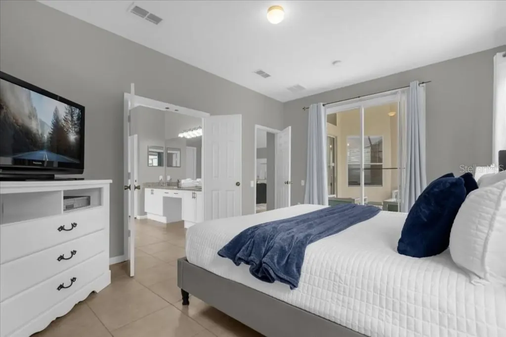 8017 King Palm Circle Kissimmee FL 34747