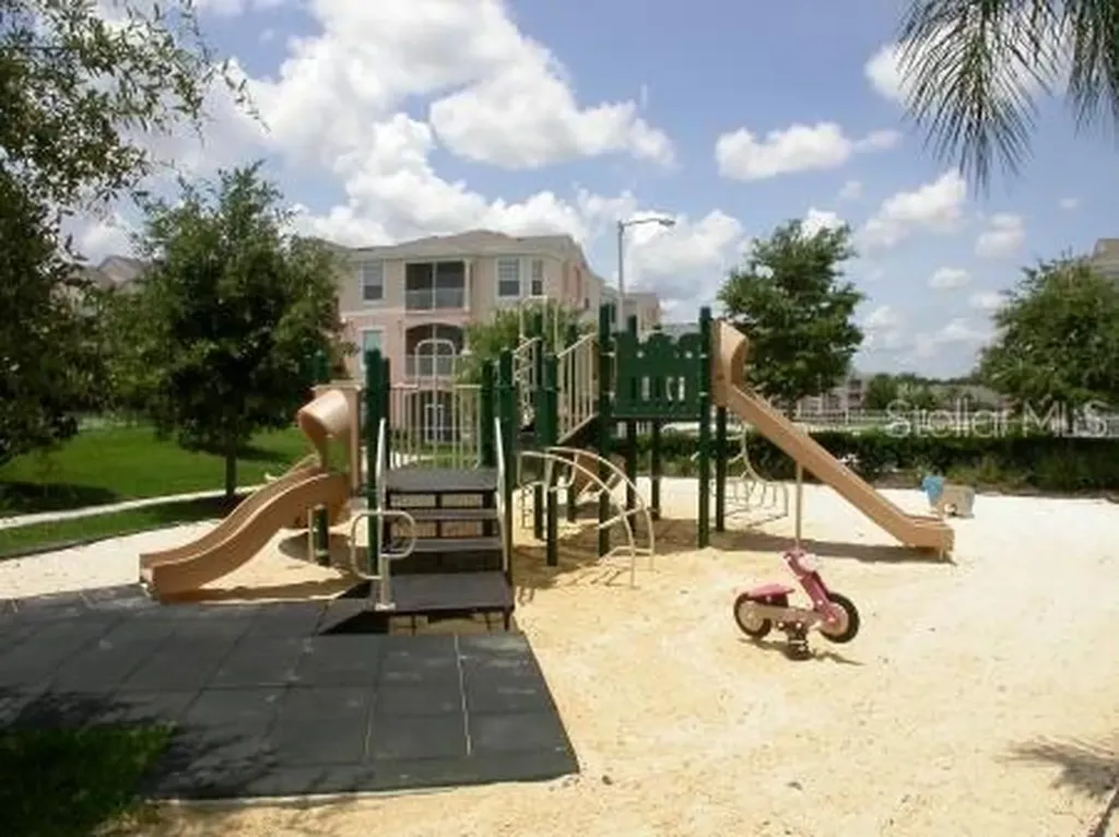 8017 King Palm Circle Kissimmee FL 34747