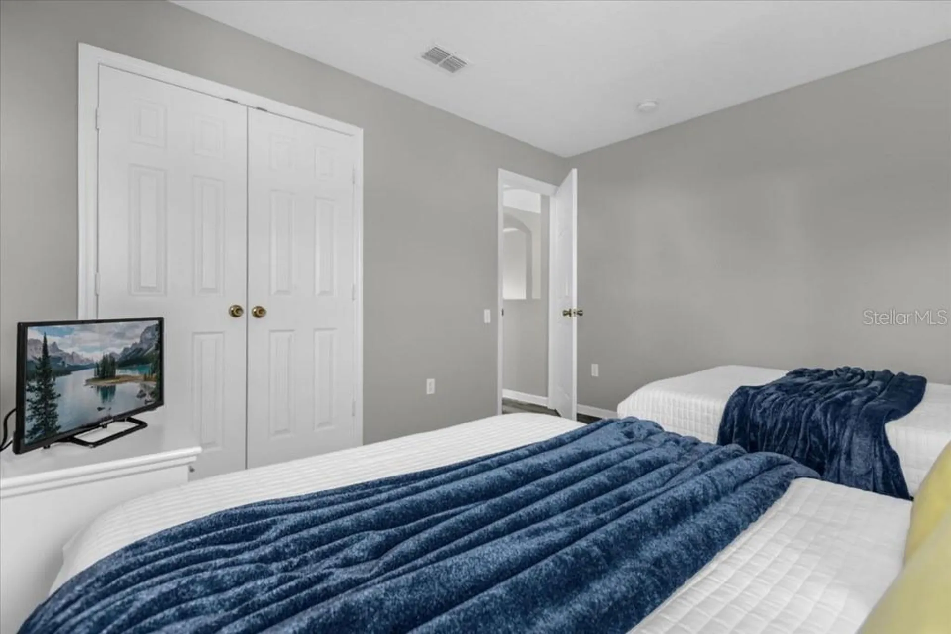 8017 King Palm Circle Kissimmee FL 34747