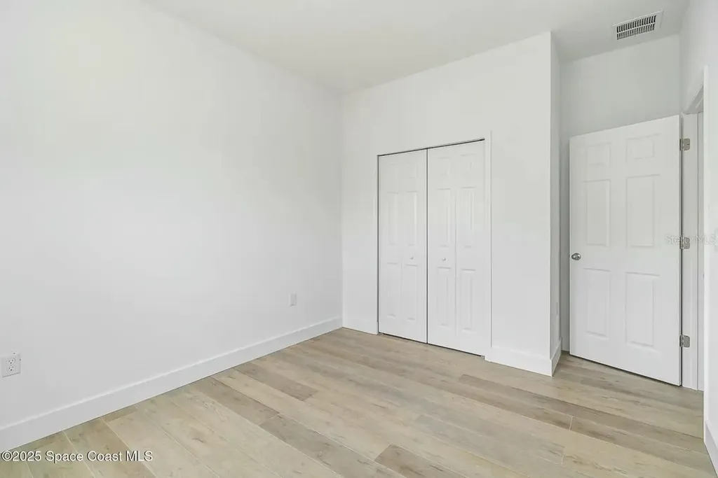 435 Goldsmith Avenue NW Palm Bay FL 32907