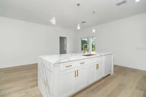 435 Goldsmith Avenue NW Palm Bay FL 32907