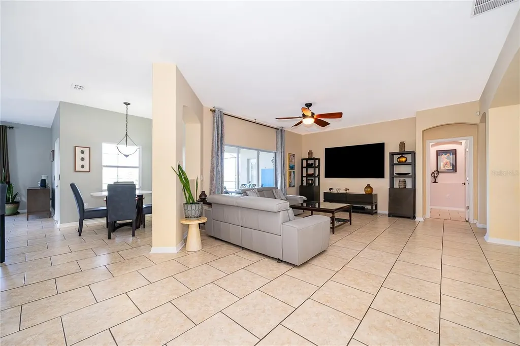 3426 Harborside Court Kissimmee FL 34746
